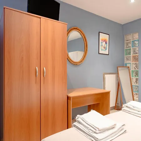 Dj Center Class Apartmán *