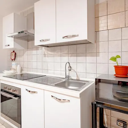 Dj Center Class Apartmán Bari